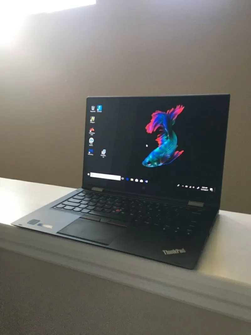 Компания Lenovo ThinkPad в Х1 йоги, 14 ОЛЕД i7 с тактовой частотой 2, 6  5